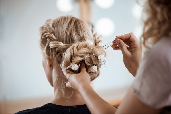 Peinados únicos para novias, invitadas y todo tipo de eventos